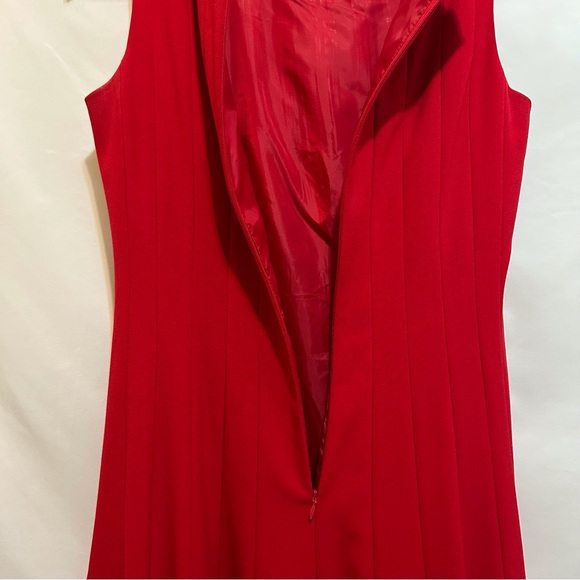Ellen Tracy Women’s Red Holiday Dress, Size 4 - Picture 4 of 9